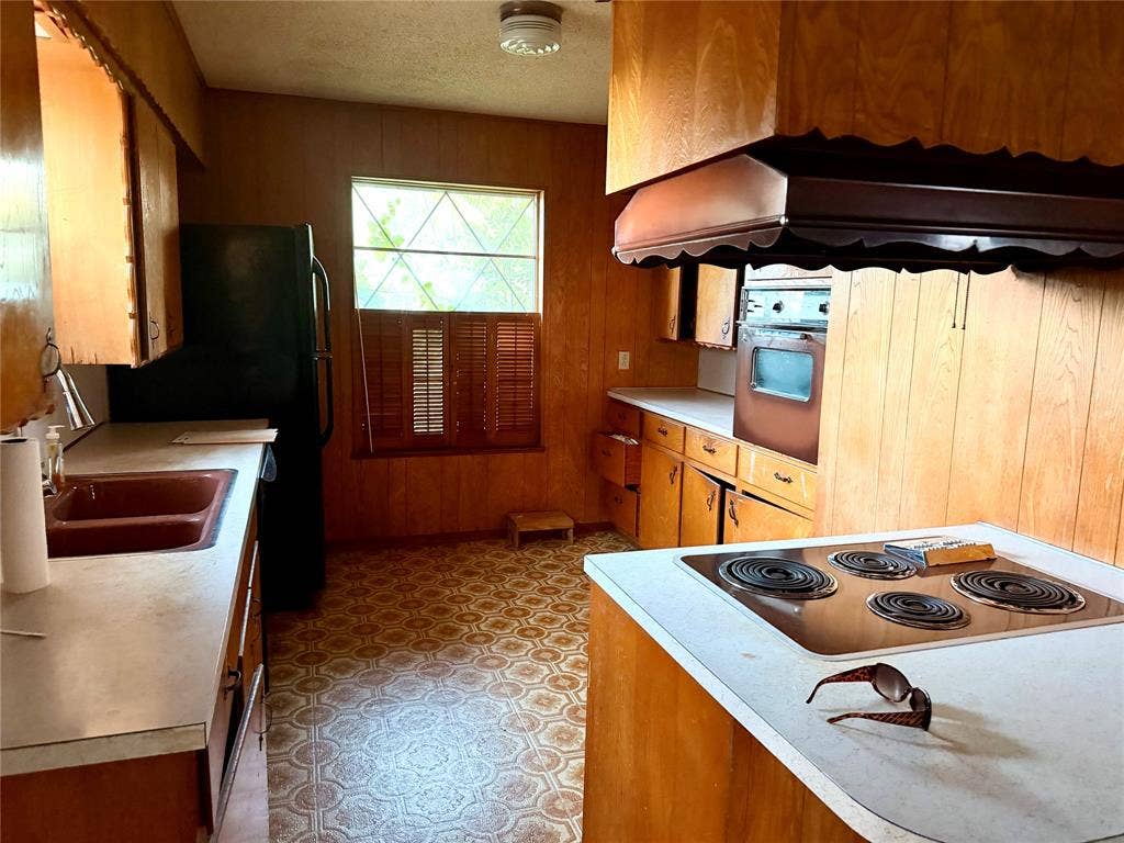 813 Circle Drive, Terrell, TX 75160 813 Circle Drive, Terrell, TX 75160