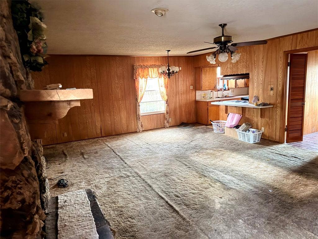 813 Circle Drive, Terrell, TX 75160 813 Circle Drive, Terrell, TX 75160