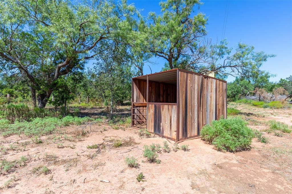117 County Road 661, Abilene, TX 79606 117 County Road 661, Abilene, TX 79606