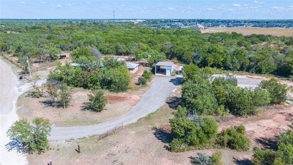 117 County Road 661, Abilene, TX 79606 117 County Road 661, Abilene, TX 79606