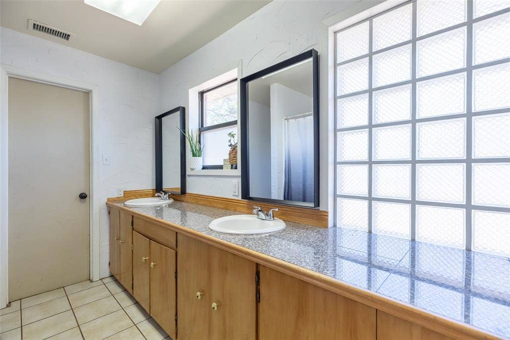117 County Road 661, Abilene, TX 79606 117 County Road 661, Abilene, TX 79606