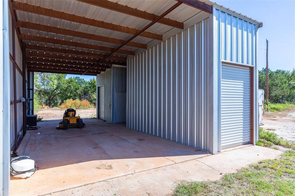 117 County Road 661, Abilene, TX 79606 117 County Road 661, Abilene, TX 79606