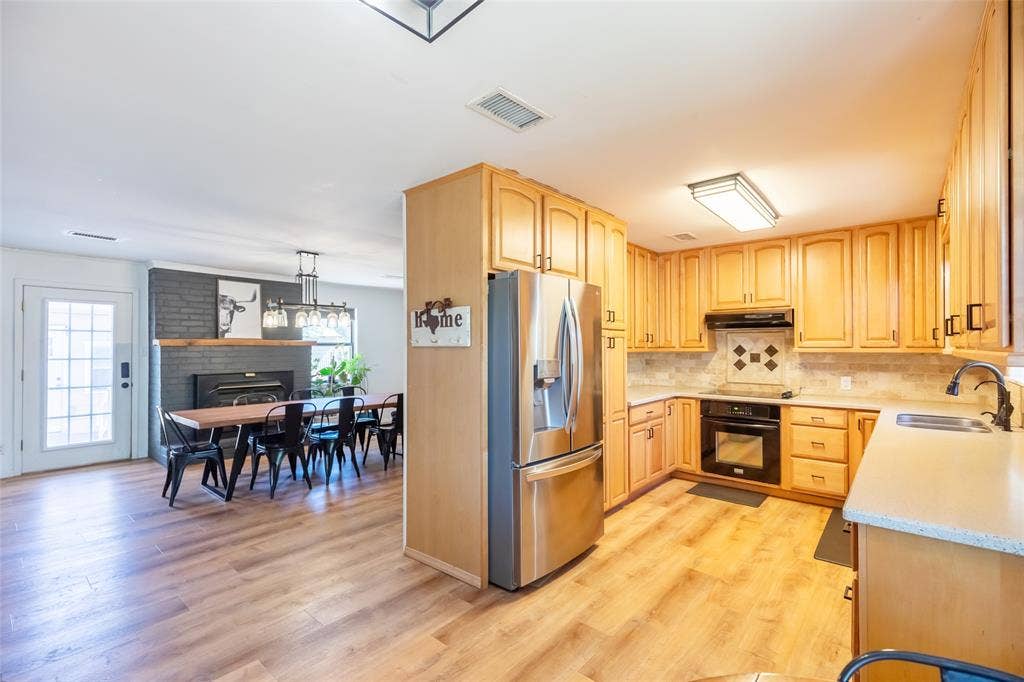 117 County Road 661, Abilene, TX 79606 117 County Road 661, Abilene, TX 79606