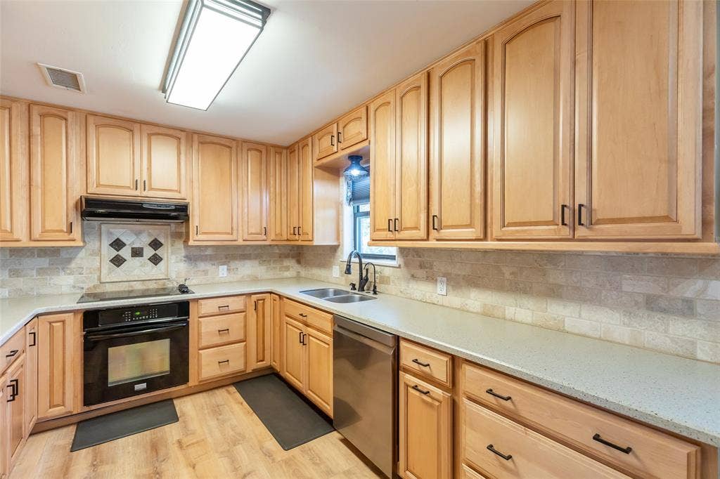 117 County Road 661, Abilene, TX 79606 117 County Road 661, Abilene, TX 79606