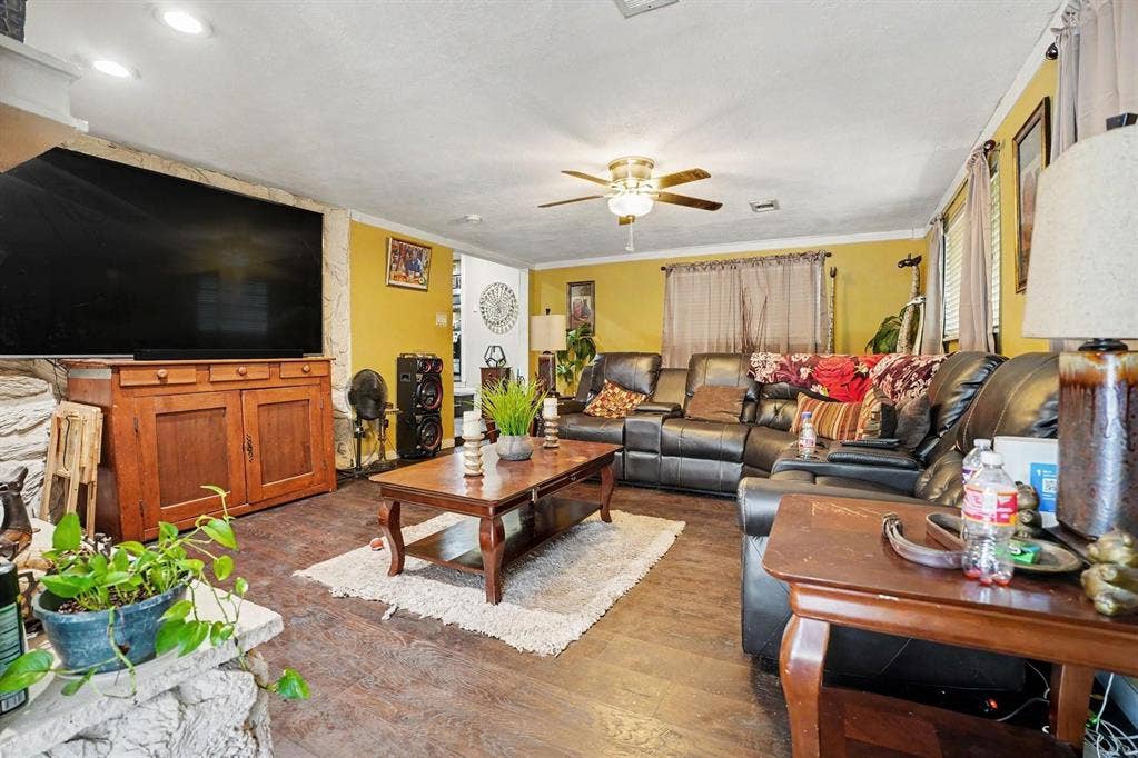 737 Judy Lane, Seagoville, TX 75159 737 Judy Lane, Seagoville, TX 75159