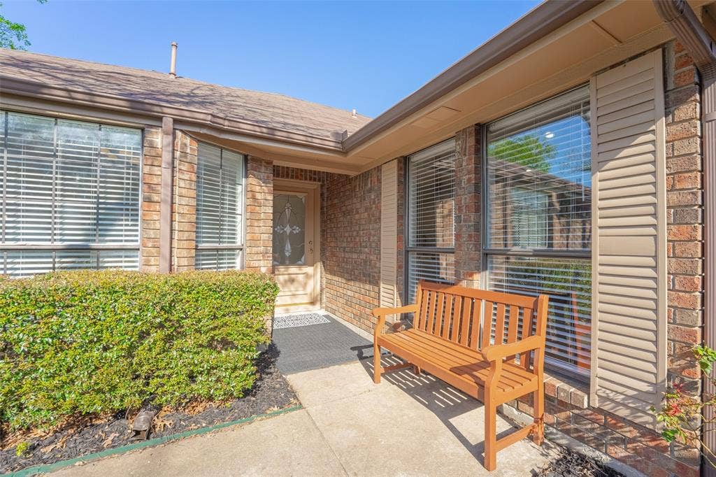410 W Oak Street, Wylie, TX 75098 Brick exterior with a covered entry
