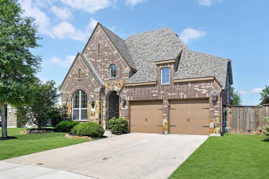 Property photo for 8032 Deep Water Cove, McKinney, TX