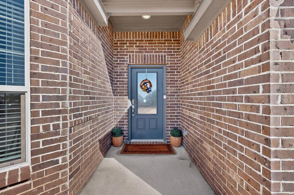 13653 Fehrman Road, Crowley, TX 76036