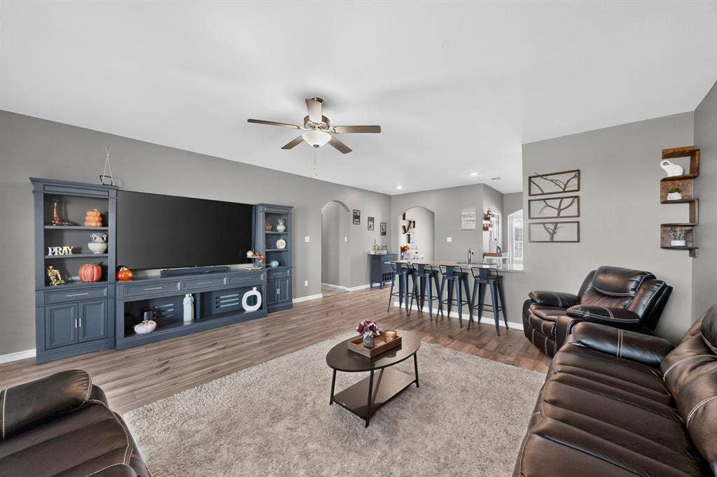 13653 Fehrman Road, Crowley, TX 76036