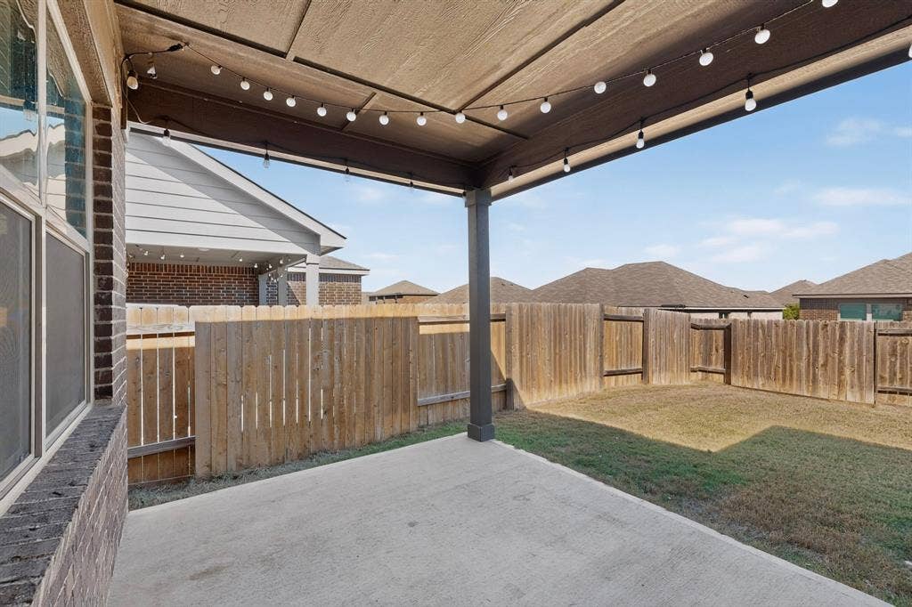 13653 Fehrman Road, Crowley, TX 76036