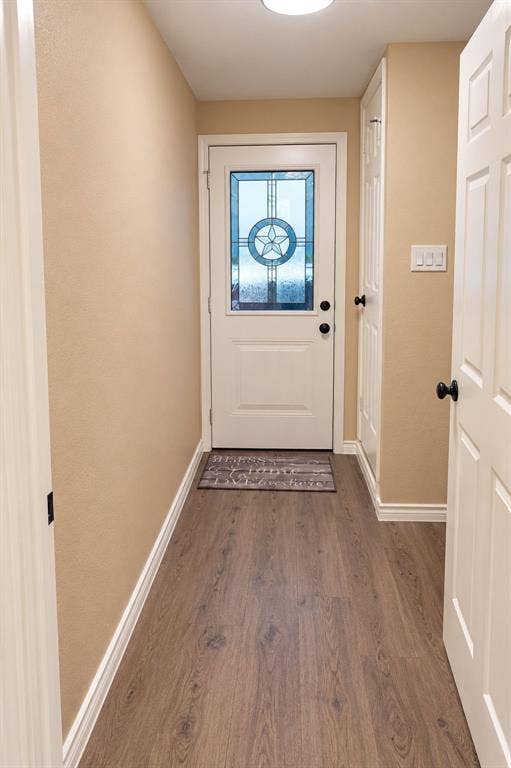 507 Morris Street, Terrell, TX 75160 Mudroom entry/exit.