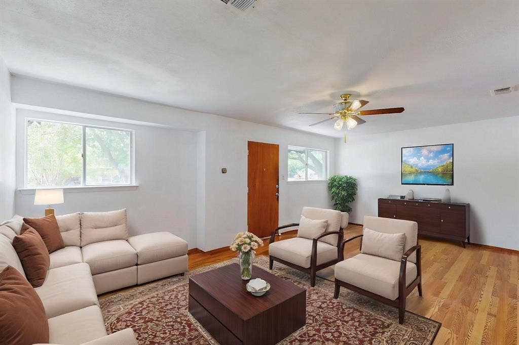 304 NW Summercrest Boulevard, Burleson, TX 76028 *Virtually staged*