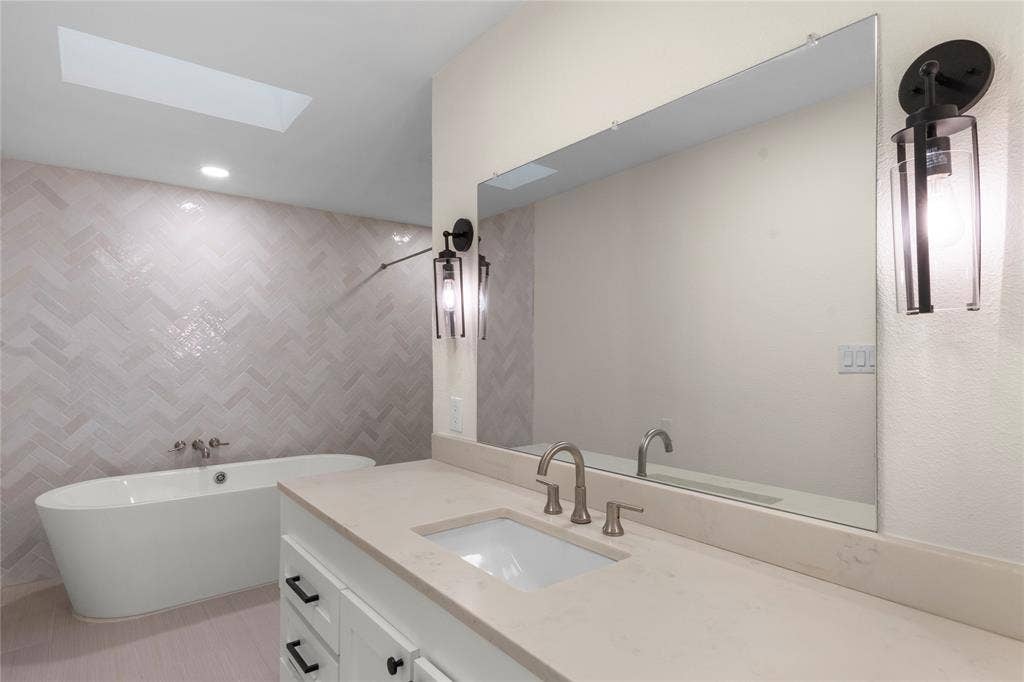109 Arrow Way, Gun Barrel City, TX 75156 109 Arrow Way, Gun Barrel City, TX 75156