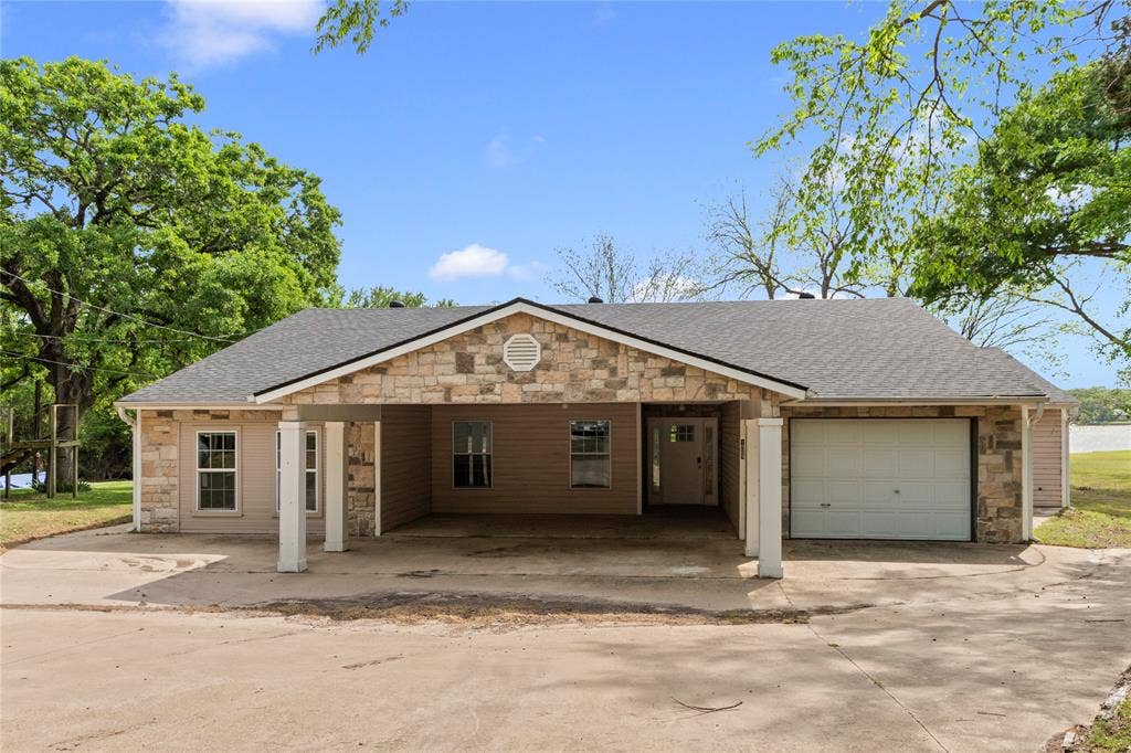 109 Arrow Way, Gun Barrel City, TX 75156 109 Arrow Way, Gun Barrel City, TX 75156