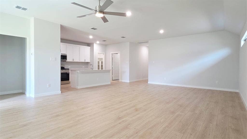 3604 High Valley Drive, McKinney, TX 75071 3604 High Valley Drive, McKinney, TX 75071