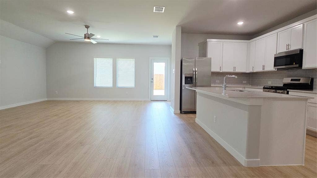 3604 High Valley Drive, McKinney, TX 75071 3604 High Valley Drive, McKinney, TX 75071