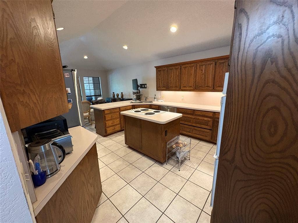 8909 Random Road, Fort Worth, TX 76179 8909 Random Road, Fort Worth, TX 76179