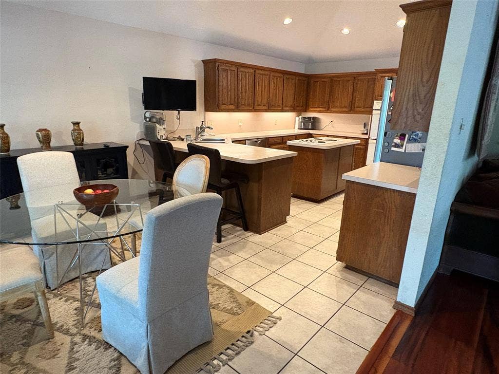 8909 Random Road, Fort Worth, TX 76179 8909 Random Road, Fort Worth, TX 76179