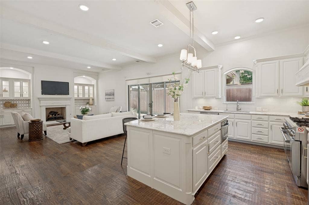 5764 Quebec Lane, Plano, TX 75024 5764 Quebec Lane, Plano, TX 75024