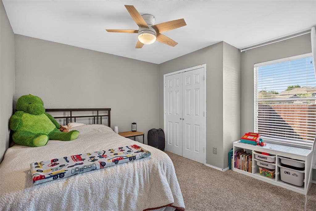 4001 Bridge Water Road, Heartland, TX 75126 Guest room 2