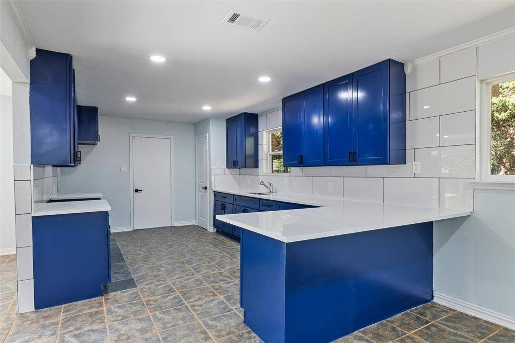 1522 Gillette Circle, Dallas, TX 75217 1522 Gillette Circle, Dallas, TX 75217