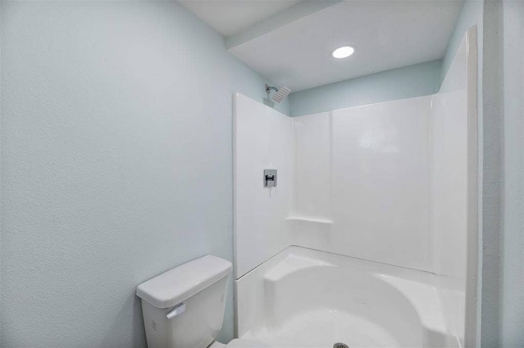1522 Gillette Circle, Dallas, TX 75217 1522 Gillette Circle, Dallas, TX 75217