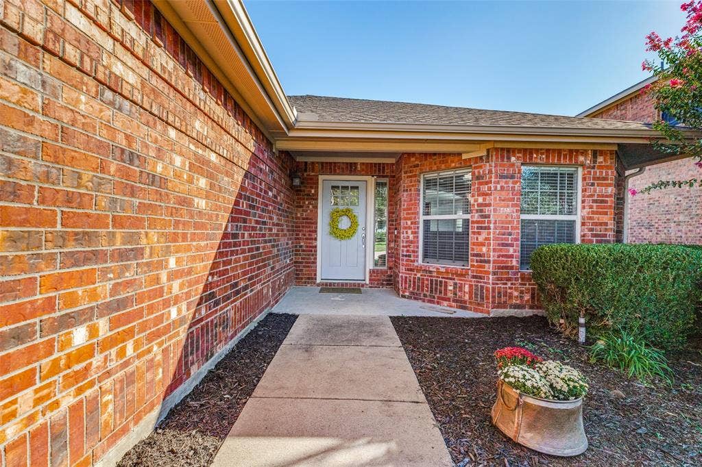 5825 Quicksilver Drive, McKinney, TX 75070