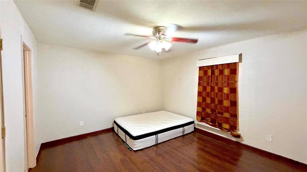 1002 Glenda Street, Terrell, TX 75160