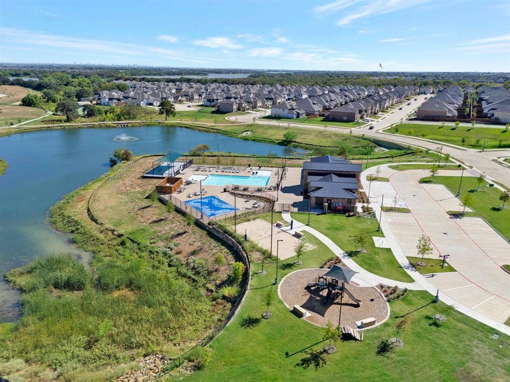 3829 Pearlwood Road, Little Elm, TX 75068 3829 Pearlwood Road, Little Elm, TX 75068
