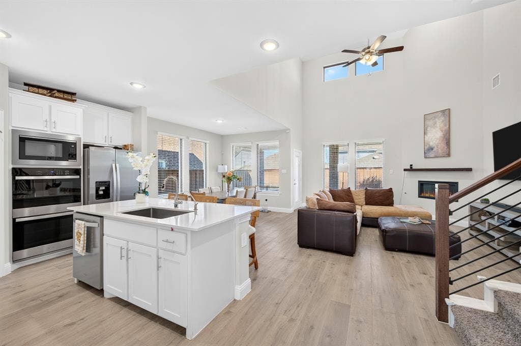 3829 Pearlwood Road, Little Elm, TX 75068 3829 Pearlwood Road, Little Elm, TX 75068