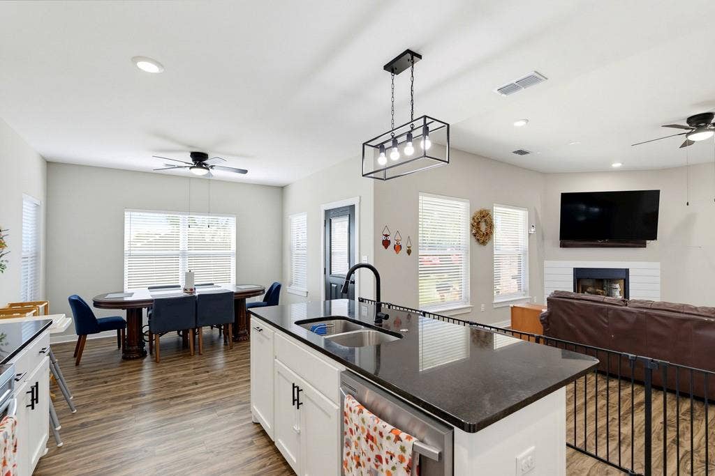 273 Gatling Street, Tuscola, TX 79562 273 Gatling Street, Tuscola, TX 79562