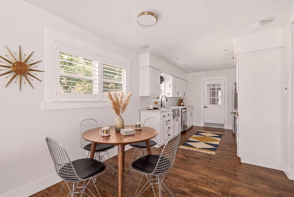 ***Virtually staged to show potential furniture placement***