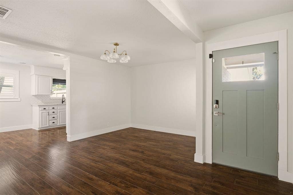 1512 Wilshire Boulevard, Arlington, TX 76012