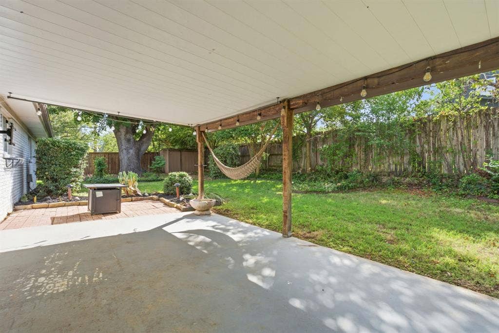 1512 Wilshire Boulevard, Arlington, TX 76012