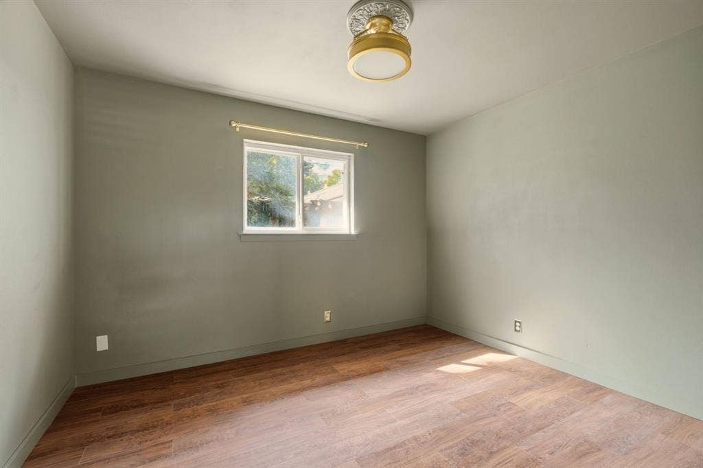 1512 Wilshire Boulevard, Arlington, TX 76012