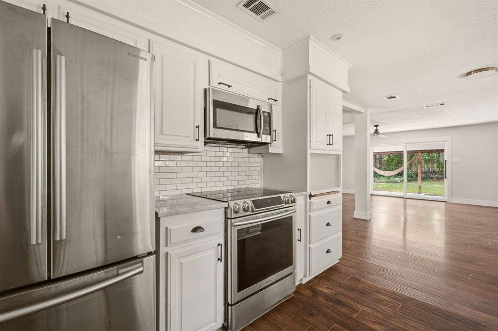 1512 Wilshire Boulevard, Arlington, TX 76012