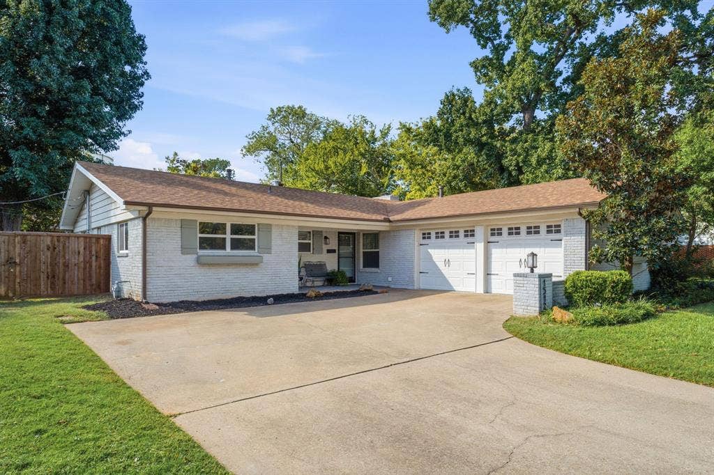 1512 Wilshire Boulevard, Arlington, TX 76012