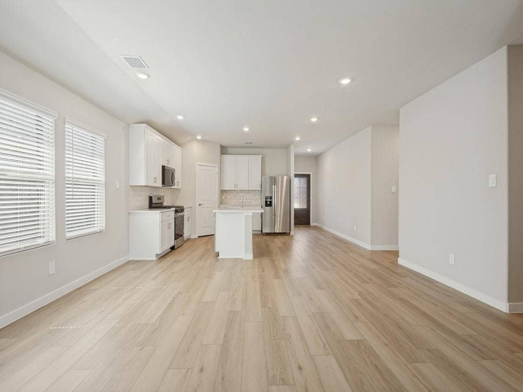 6207 Castamere Drive, Princeton, TX 75071 6207 Castamere Drive, Princeton, TX 75071