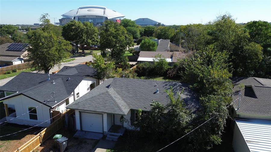 Property photo for 619 Truman Street, Arlington, TX