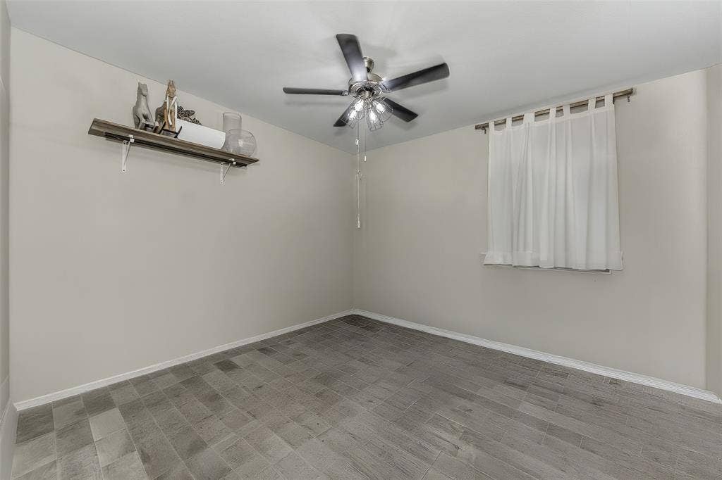 232 Drumcliffe Drive, Fort Worth, TX 76052
