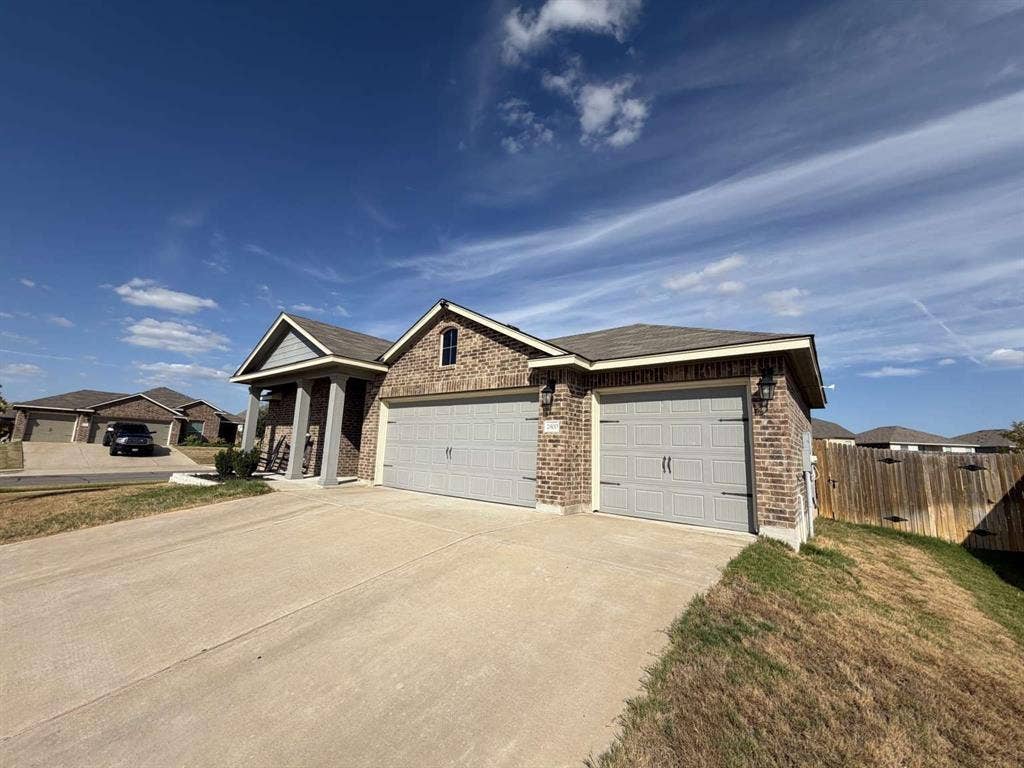 2800 Brosnan Road, Waco, TX 76655 2800 Brosnan Road, Waco, TX 76655