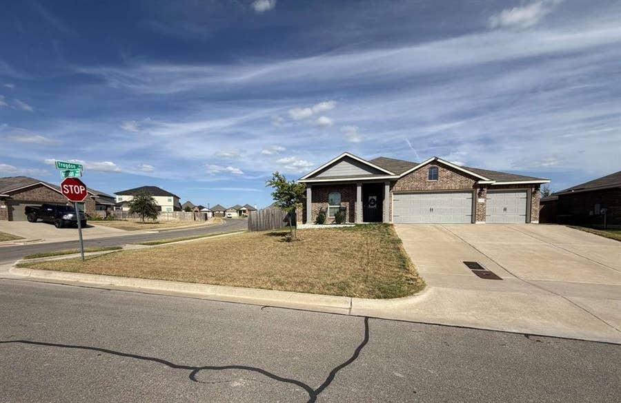 Property photo for 2800 Brosnan Road, Waco, TX