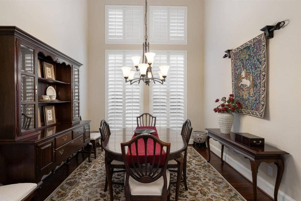 5723 Waterview Drive, Irving, TX 75039 5723 Waterview Drive, Irving, TX 75039