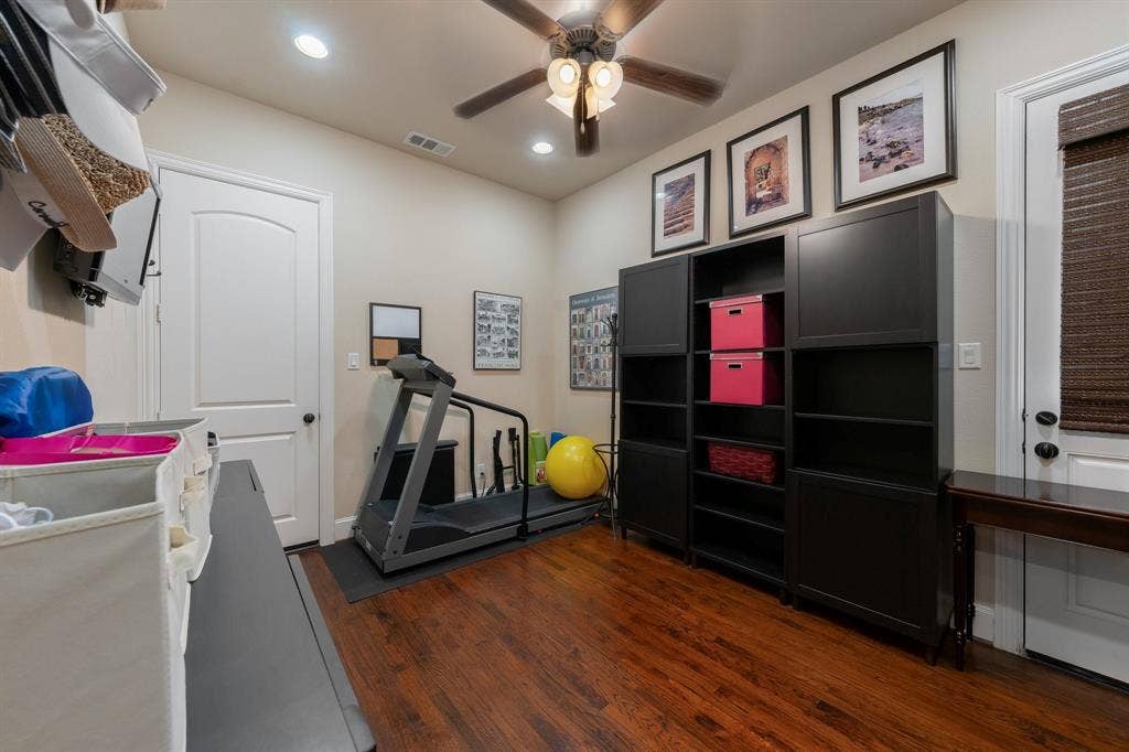 5723 Waterview Drive, Irving, TX 75039 5723 Waterview Drive, Irving, TX 75039