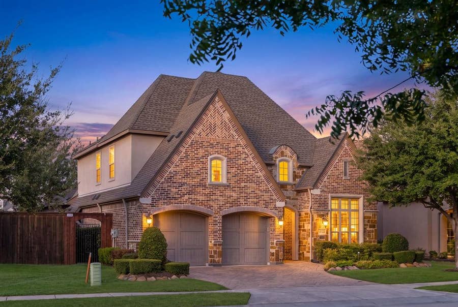 Property photo for 5723 Waterview Drive, Irving, TX
