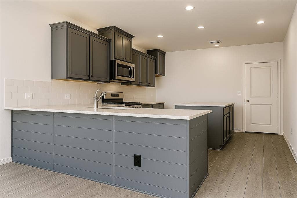 1733 Dalhart Road, Plano, TX 75075 1733 Dalhart Road, Plano, TX 75075