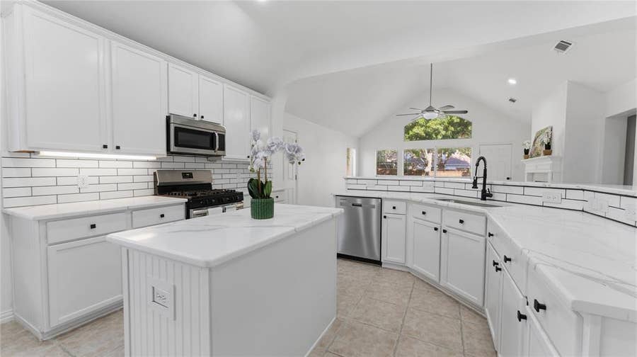 Property photo for 304 Turtle Court, McKinney, TX