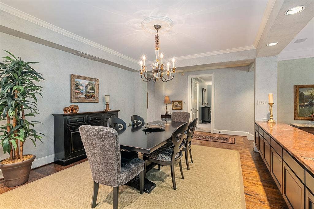 6294 Willowgate Lane, Dallas, TX 75230