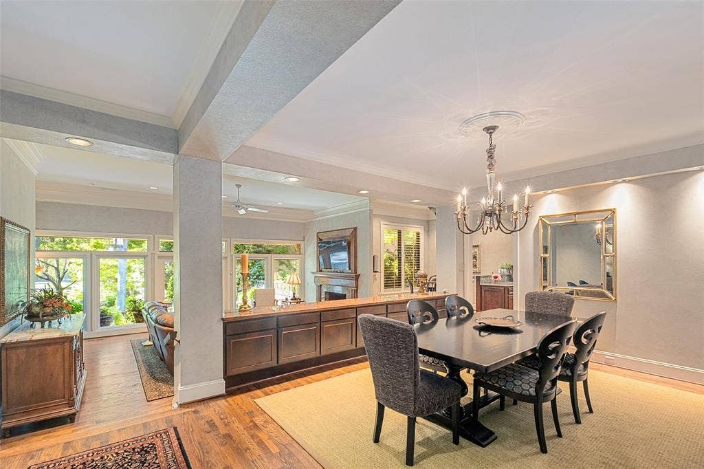 6294 Willowgate Lane, Dallas, TX 75230