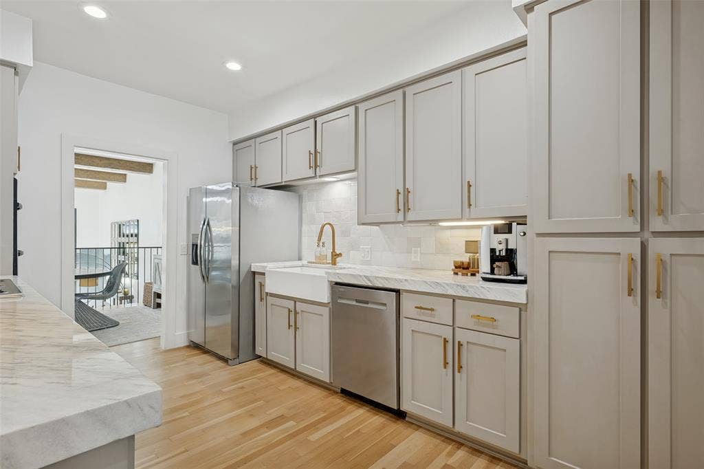 3501 Dickason Avenue, #B, Dallas, TX 75219